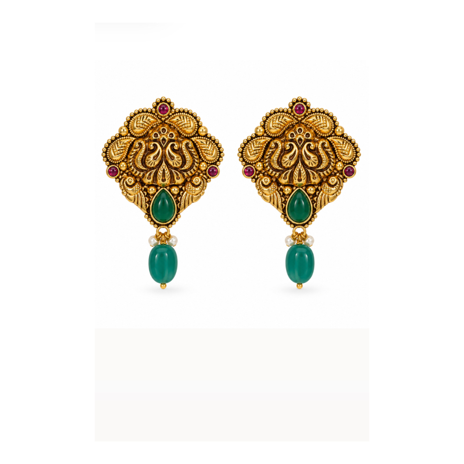 Gold Stud Earrings 01